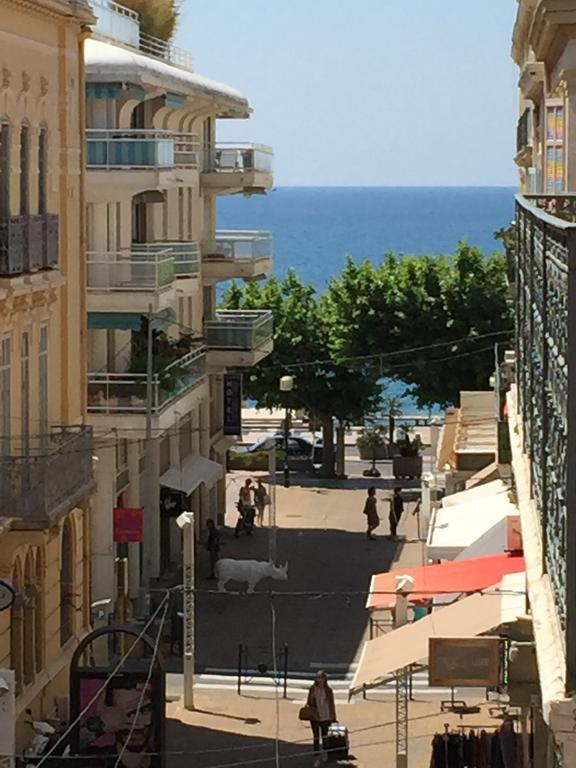 F2 Balcon A 1Minute De La Plage Saint-Raphaël الغرفة الصورة
